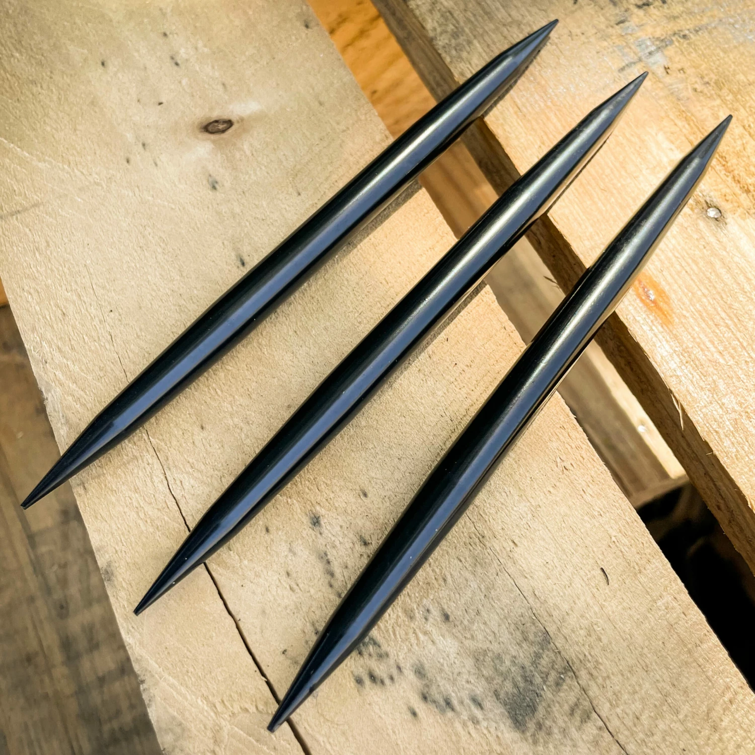 Tactical 6" 3pc Black Steel SPIKE Quill Throwing Knife Set W/ Wrist Strap Sheath 4 Tactical 6" 3pc Black Steel SPIKE Quill Throwing Knife Set W/ Wrist Strap Sheath - Image 2