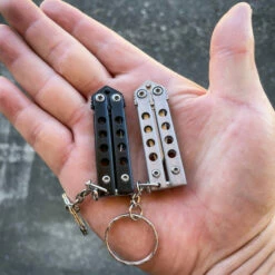 Quicky Keychain Butterfly Knife Mini Novelty Balisong -WE KNIFE Sales IMG 5050 97031.1690319435
