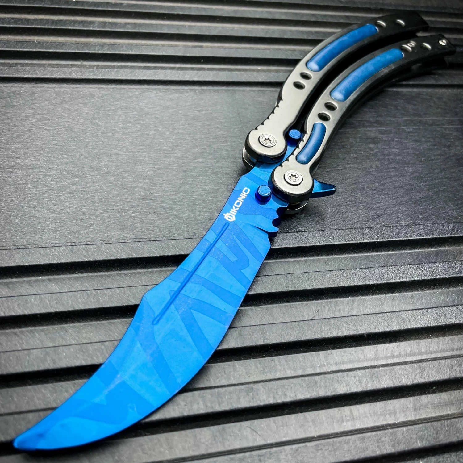 CSGO Butterfly Knife Trainer - Blue Slaughter Upgrade 4 CSGO Butterfly Knife Trainer - Blue Slaughter Upgrade - Image 2